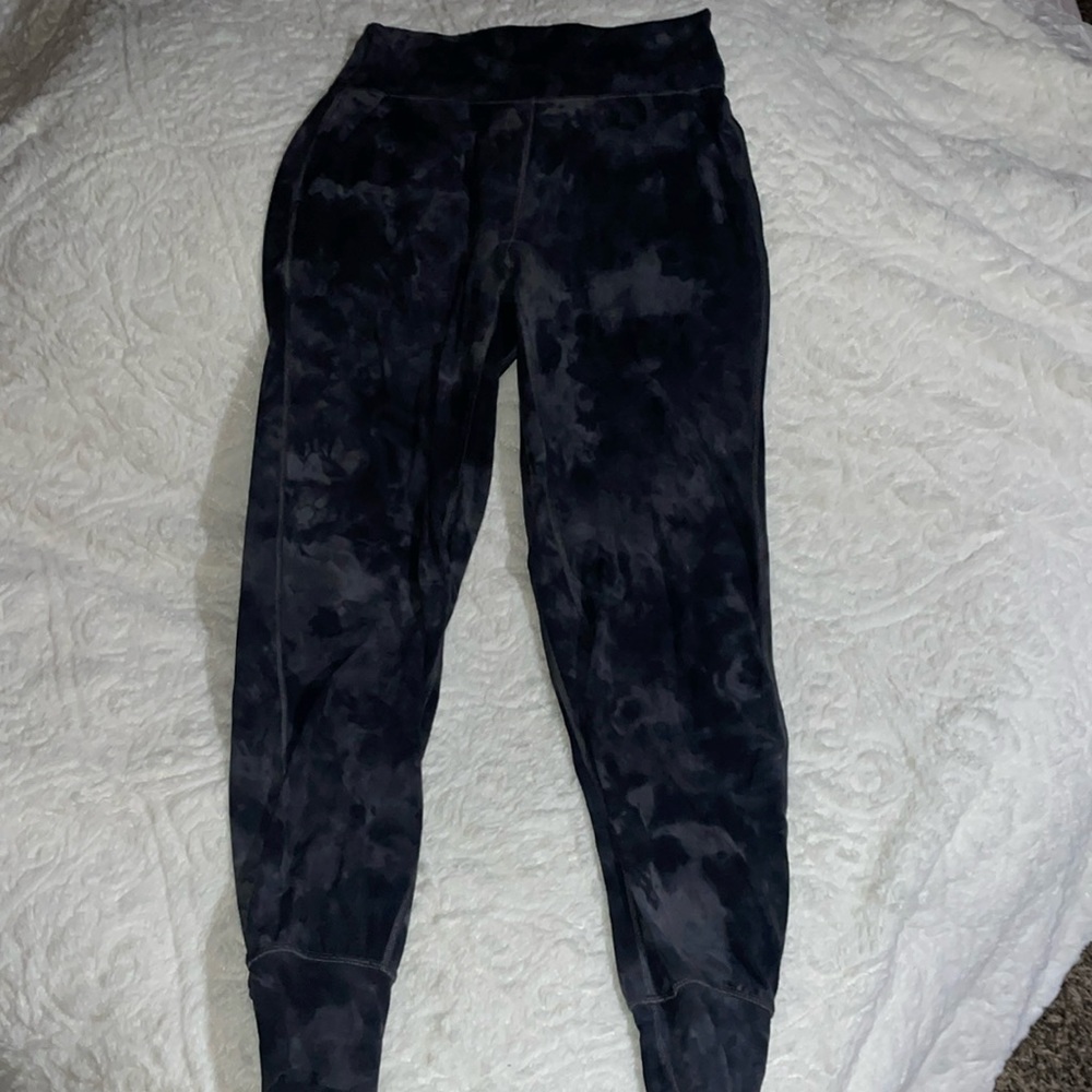 lululemon Joggers